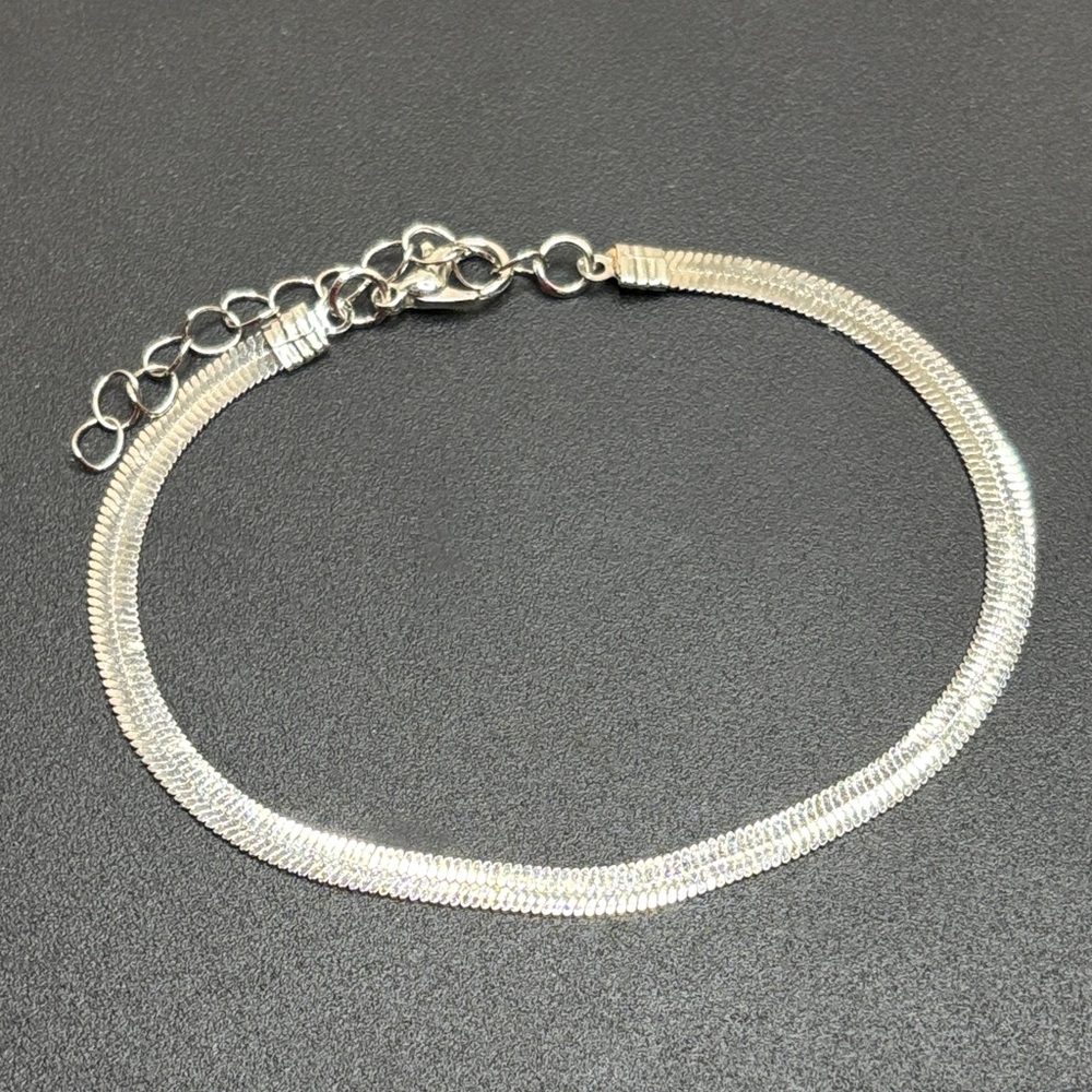 Women’s Stainless Steel Snake Chain Bracelet
